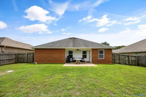 107 Summerset Lane Huntsville AL 35811