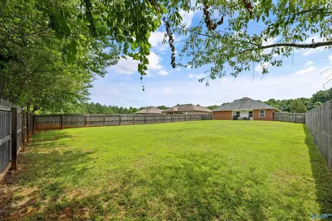 107 Summerset Lane Huntsville AL 35811