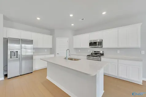 107 Ashby Pond Drive Harvest AL 35749