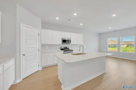 107 Ashby Pond Drive Harvest AL 35749