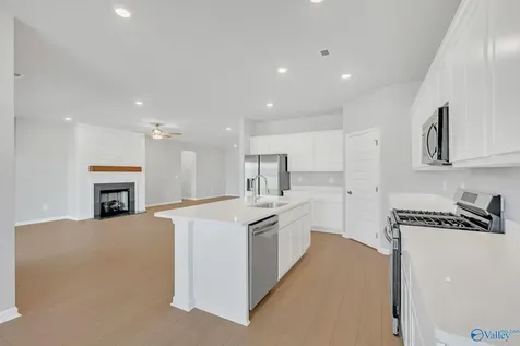 107 Ashby Pond Drive Harvest AL 35749
