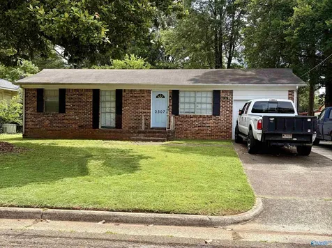 3507 Kennemore Drive SW Huntsville AL 35805