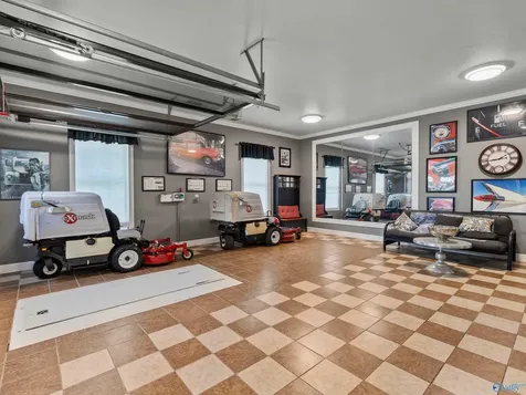 273 Edmonds Drive Grant AL 35747