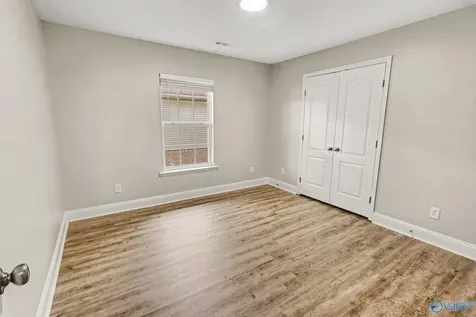 207 Shadow Court SW Huntsville AL 35824