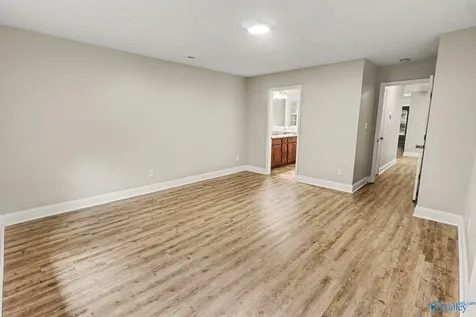 207 Shadow Court SW Huntsville AL 35824