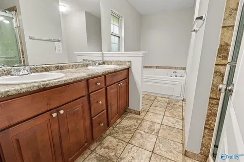207 Shadow Court SW Huntsville AL 35824