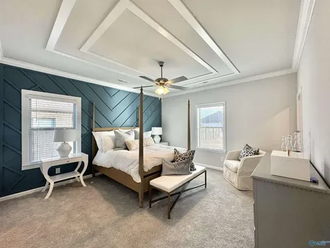 7222 Maple Creek Drive SE Owens Cross Roads AL 35763