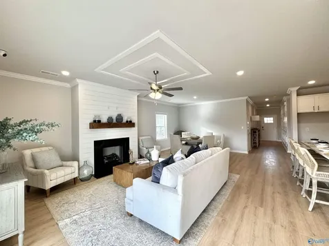 7222 Maple Creek Drive SE Owens Cross Roads AL 35763