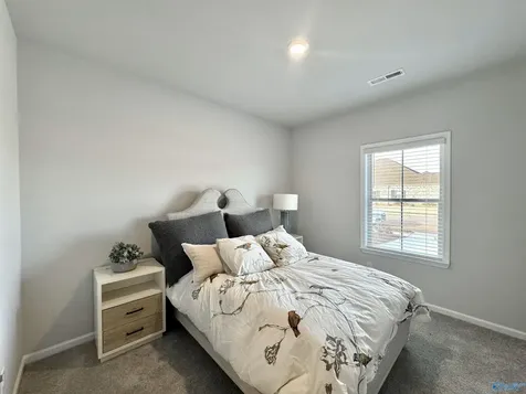 7222 Maple Creek Drive SE Owens Cross Roads AL 35763