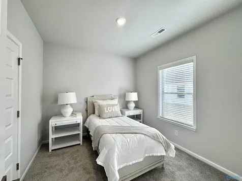 7222 Maple Creek Drive SE Owens Cross Roads AL 35763
