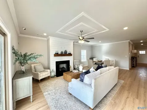 7222 Maple Creek Drive SE Owens Cross Roads AL 35763