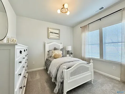7212 Maple Creek Drive SE Owens Cross Roads AL 35763