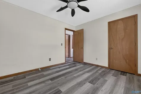 261 Glenview Drive Estill Springs TN 37330