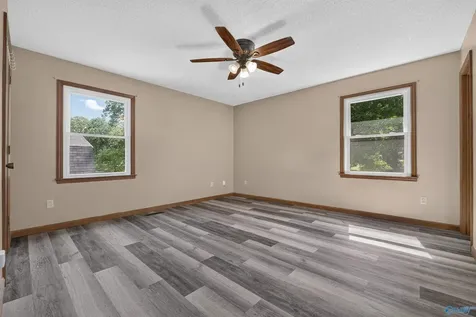 261 Glenview Drive Estill Springs TN 37330