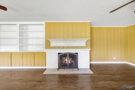 301 Lora Street Scottsboro AL 35768