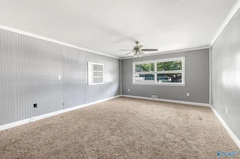 301 Lora Street Scottsboro AL 35768