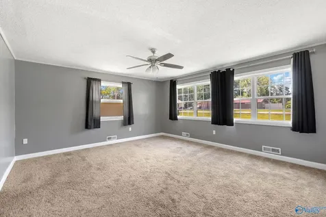 301 Lora Street Scottsboro AL 35768