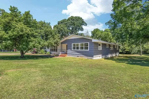 301 Lora Street Scottsboro AL 35768