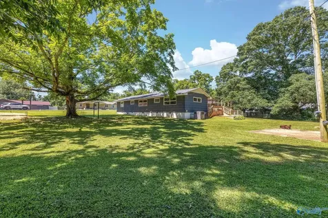 301 Lora Street Scottsboro AL 35768