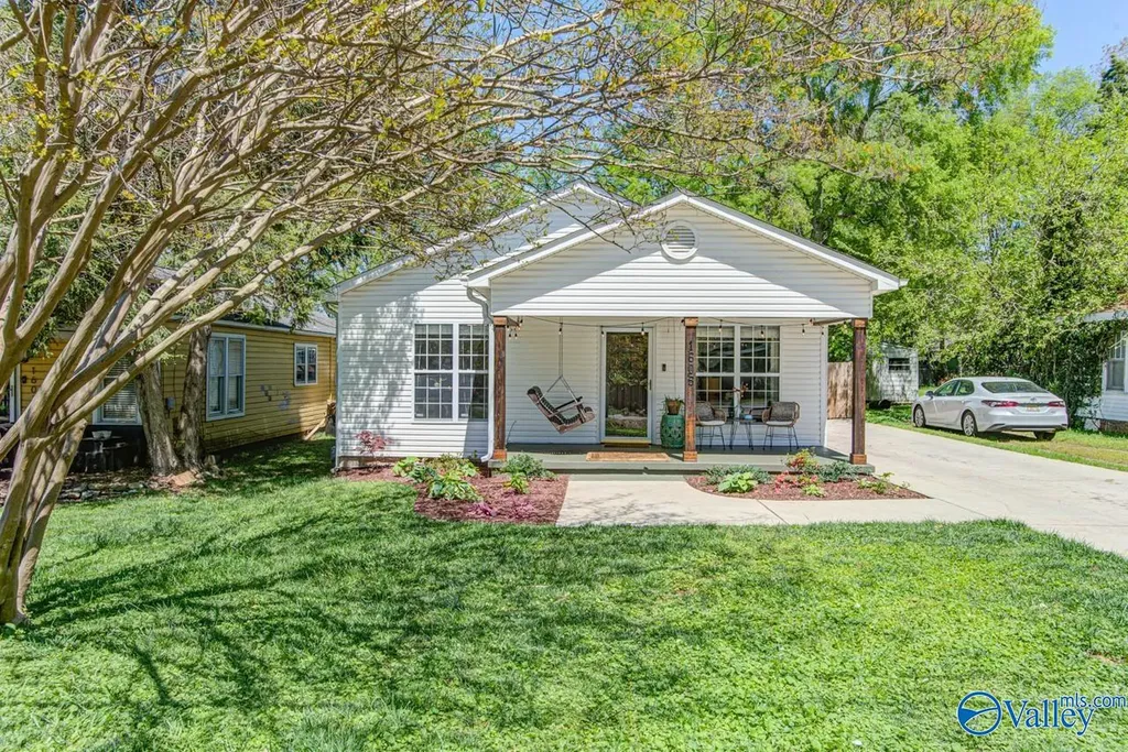 1605 Mccullough Avenue NE Huntsville AL 35801