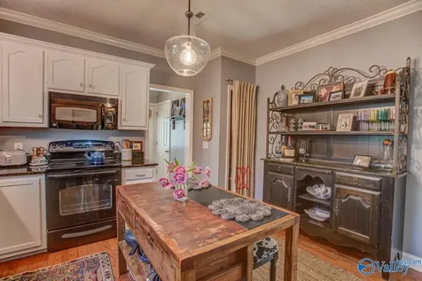 1605 Mccullough Avenue NE Huntsville AL 35801