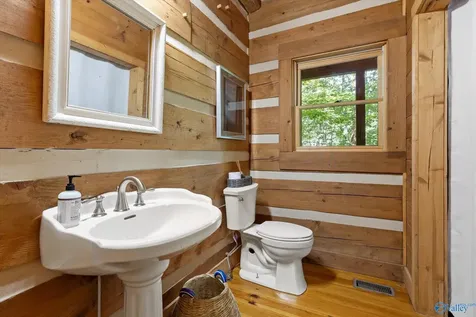 390 Moon Lake Road Mentone AL 35984