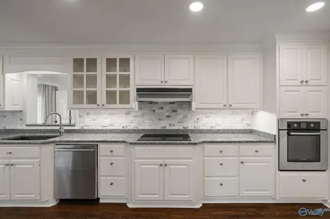 1319 Woodmont Avenue SE Huntsville AL 35801