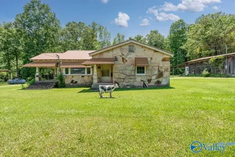 3519 Alabama Highway 117 Mentone AL 35984