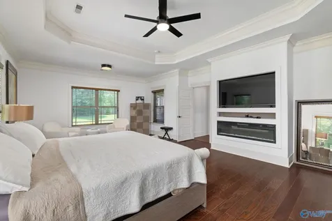 25 Bannut Court SW Huntsville AL 35824
