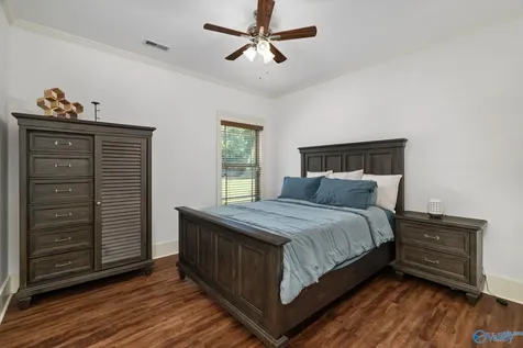 25 Bannut Court SW Huntsville AL 35824