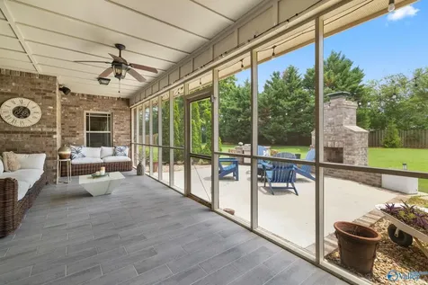 25 Bannut Court SW Huntsville AL 35824
