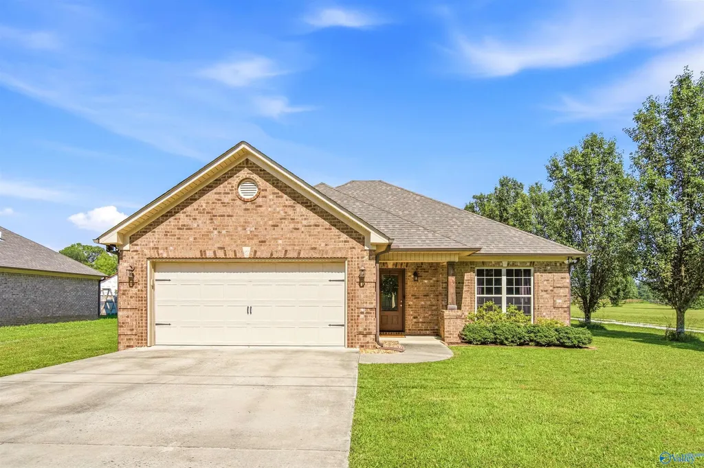 18720 Lydia Corey Road Athens AL 35614