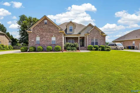 124 Riverway Lane New Market AL 35761