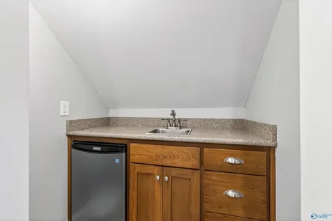 124 Riverway Lane New Market AL 35761