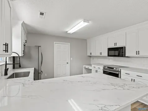 4808 Brownston Court SE Owens Cross Roads AL 35763