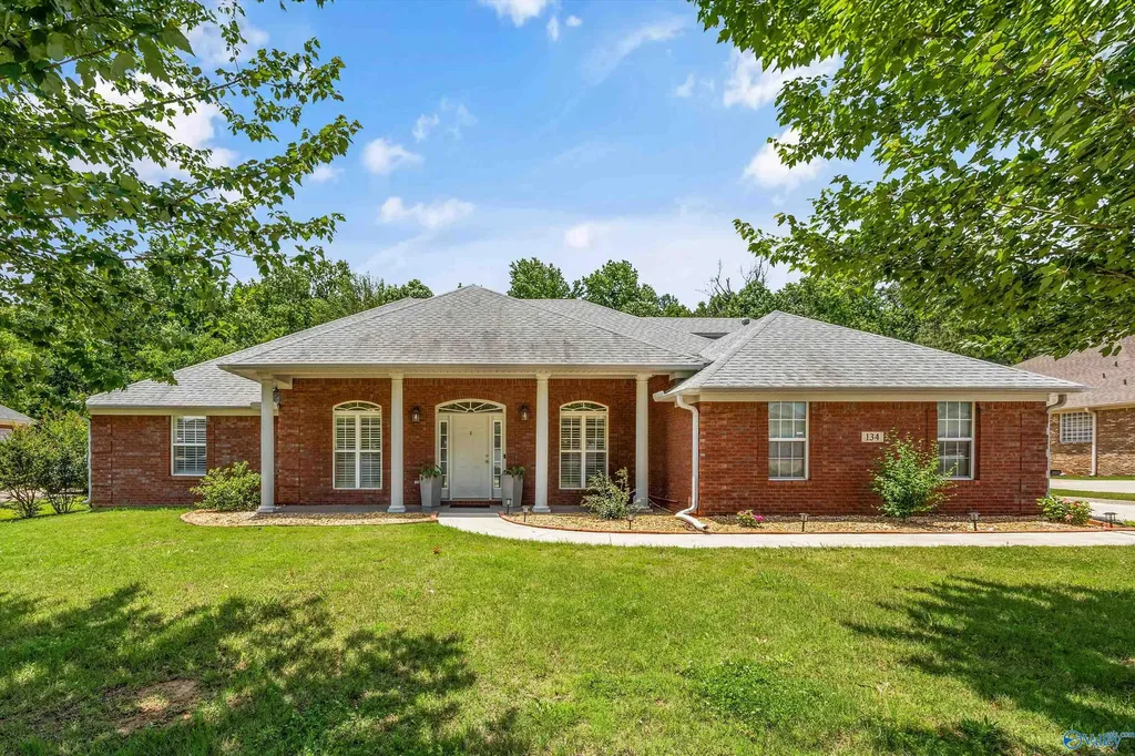 134 Silver Strand Trail Huntsville AL 35806