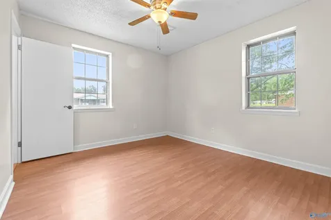 14 Canadian Drive Scottsboro AL 35769