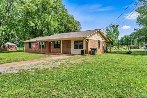 14 Canadian Drive Scottsboro AL 35769