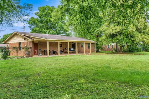 14 Canadian Drive Scottsboro AL 35769