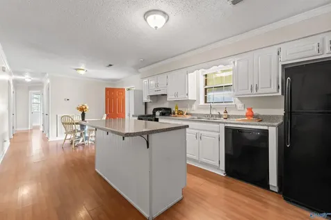 14 Canadian Drive Scottsboro AL 35769