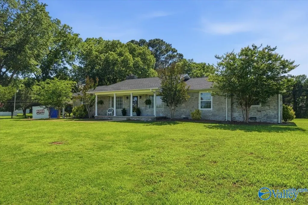 7485 Moores Mill Road Huntsville AL 35811