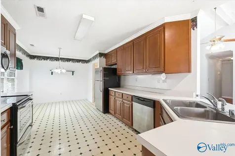 189 Jarrett Lane Madison AL 35758