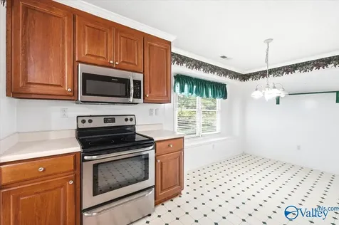189 Jarrett Lane Madison AL 35758