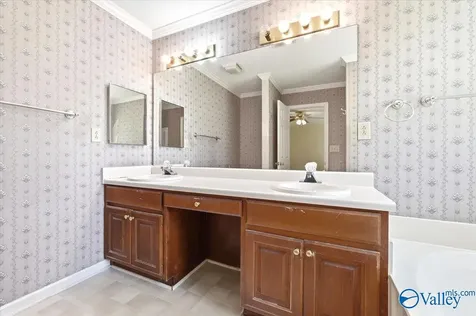 189 Jarrett Lane Madison AL 35758