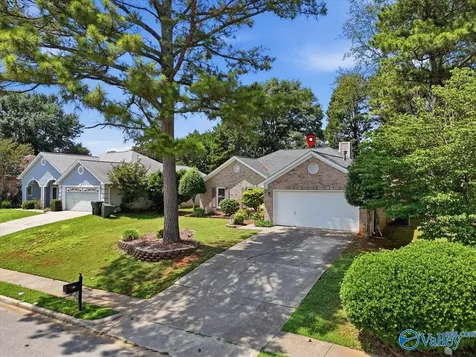 189 Jarrett Lane Madison AL 35758