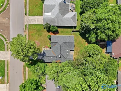 189 Jarrett Lane Madison AL 35758