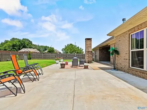 103 Old Picket Circle Meridianville AL 35759