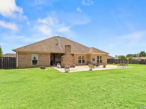 103 Old Picket Circle Meridianville AL 35759