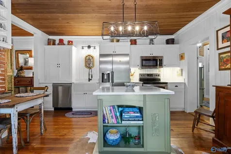 592 Cutler Avenue Mentone AL 35984