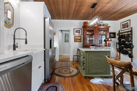 592 Cutler Avenue Mentone AL 35984